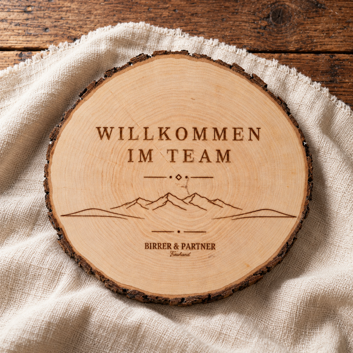 Erlenholz Baumscheibe Eintrittsgeschenk